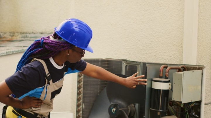 What Should I Look for in Air Conditioning Services in TX? 2 Air Conditioning Service