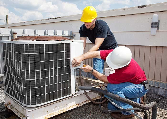 Professional AC maintenance service in Houston