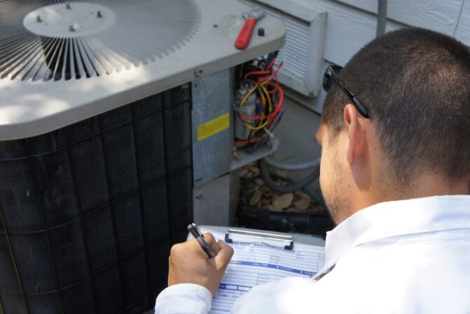 After-Hours AC Repair in Houston: 24/7 Emergency Service